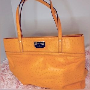 Kate Spade Gabrielle Windsor
Ostrich Tote